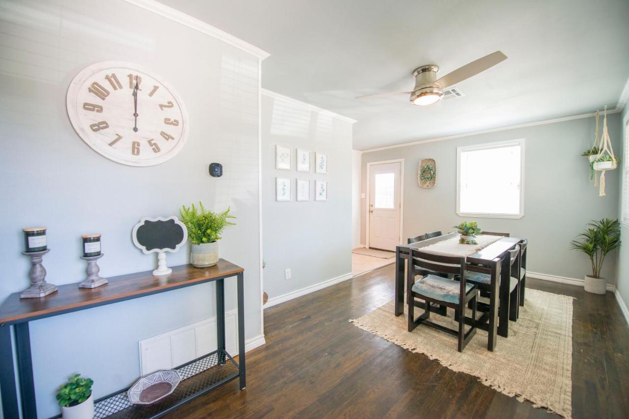 Walk To The Silos! 3 Bed 1960'S Bungalow Near Baylor 韦科 外观 照片